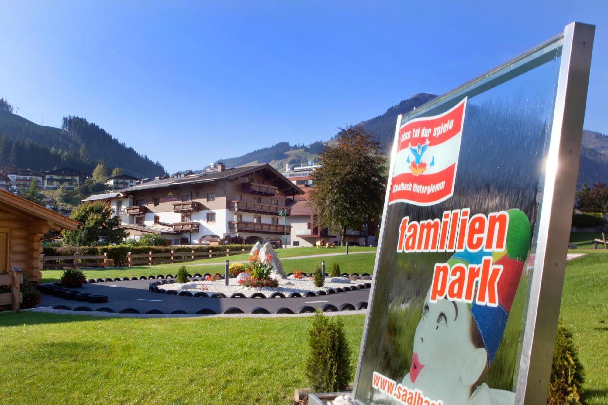 Hotel Sonnberg Saalbach-Hinterglemm Esterno foto