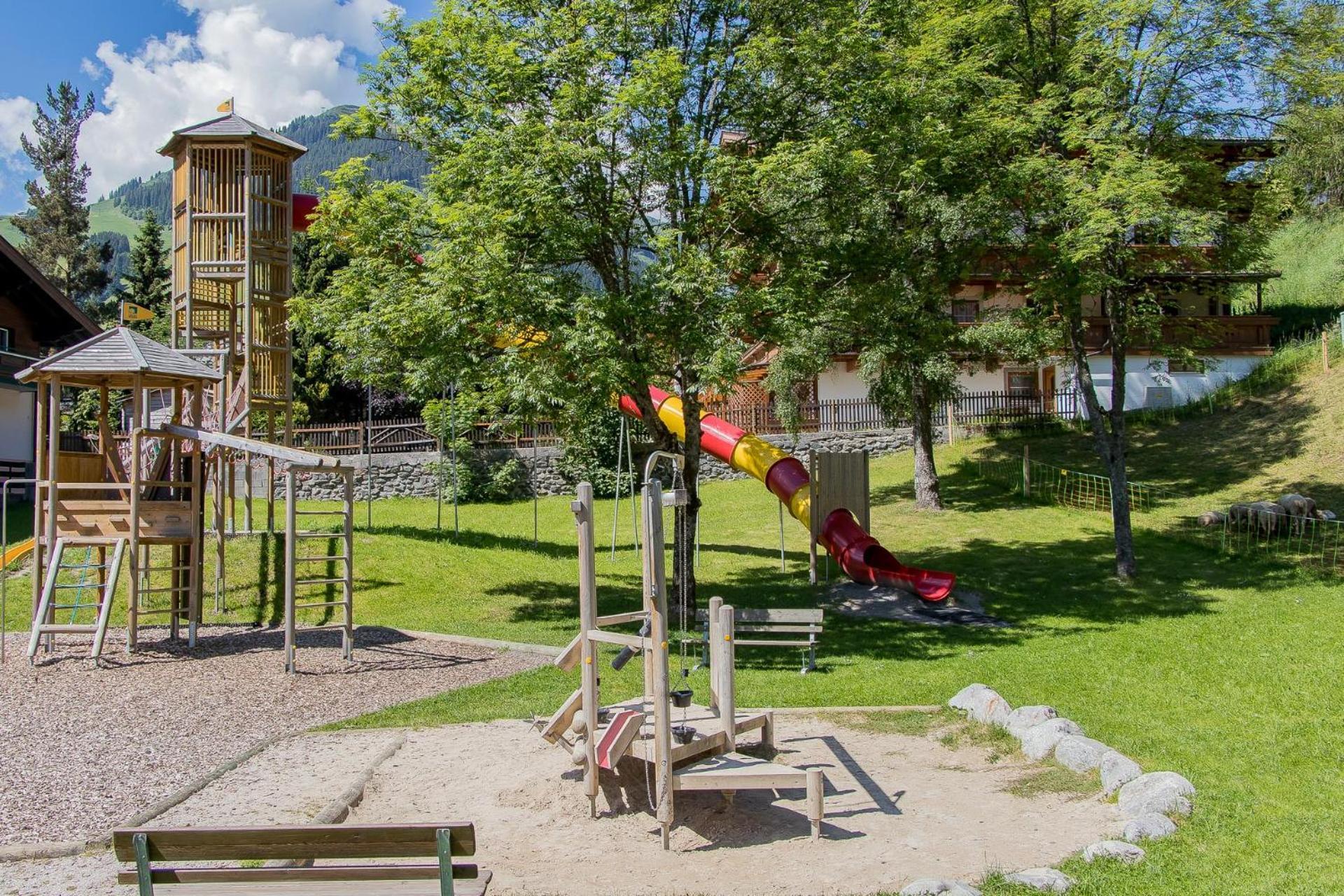 Hotel Sonnberg Saalbach-Hinterglemm Esterno foto